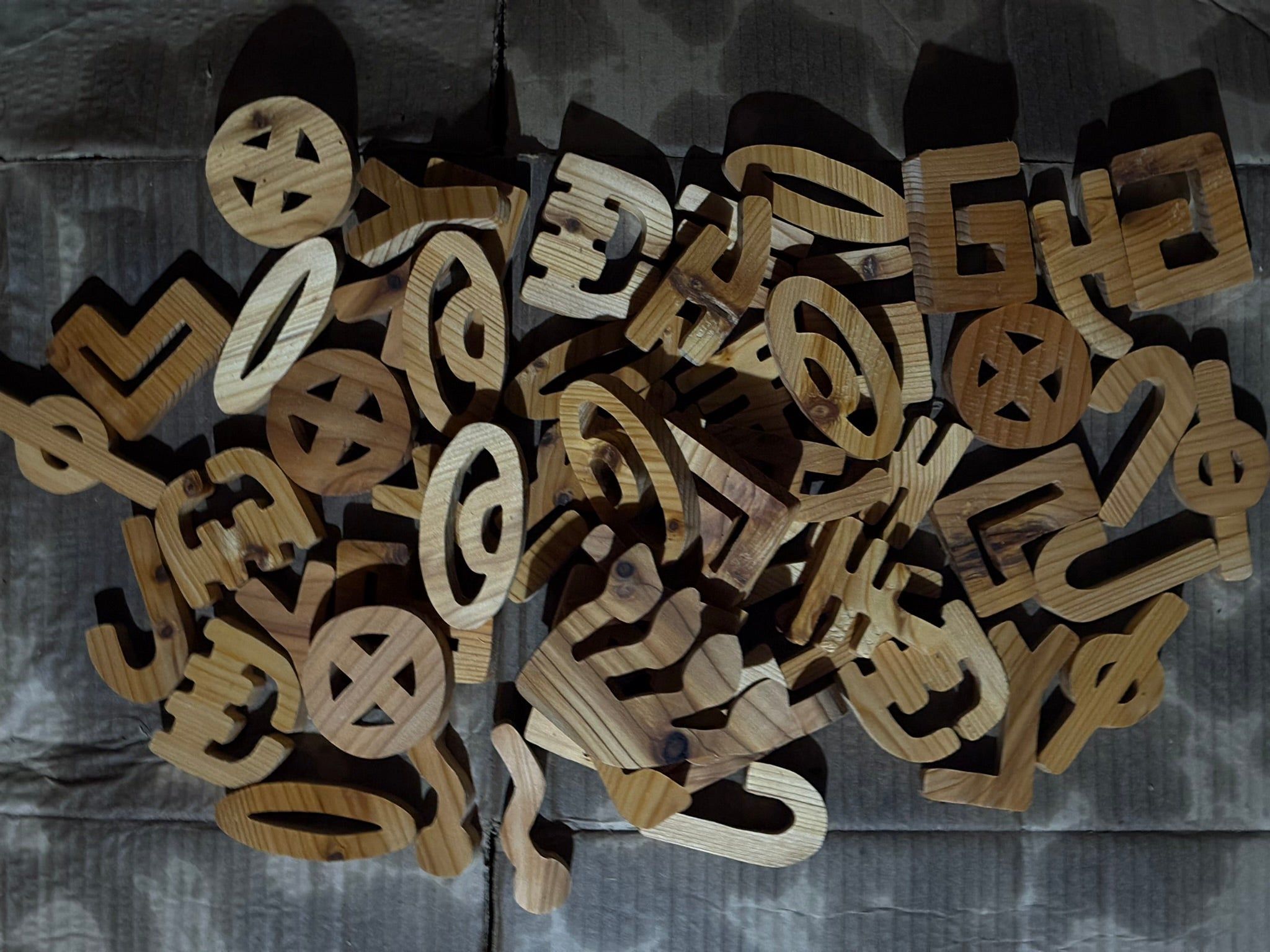 Pictograph (Paleo) letters 8cm