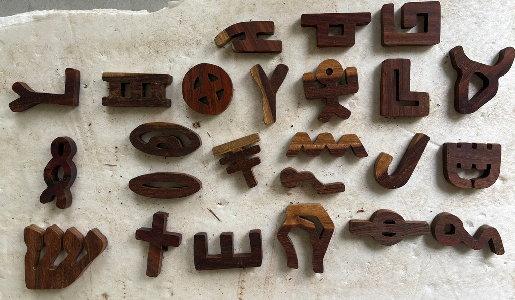 Pictograph (Paleo) letters 8cm